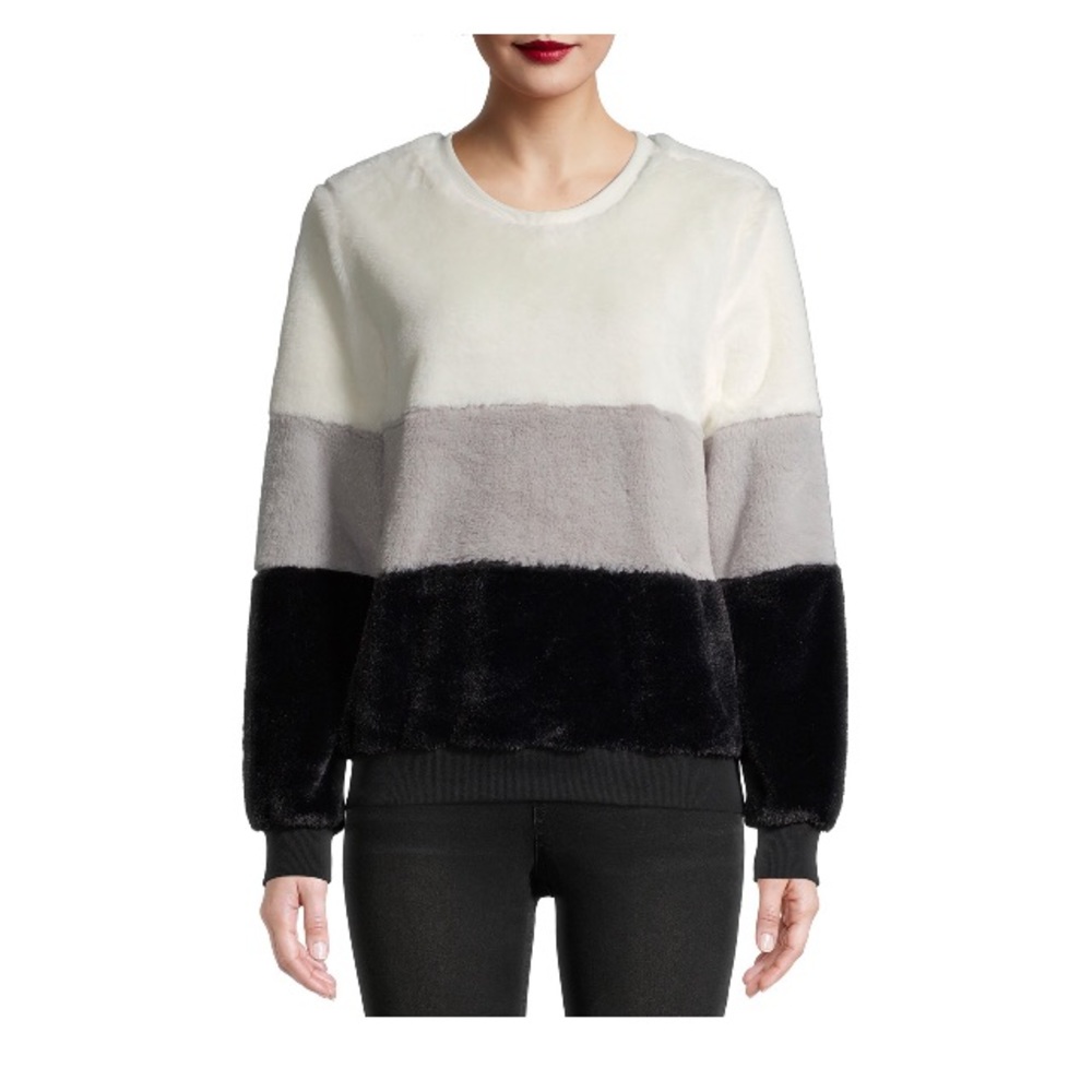 NWT Juniors' Fuzzy Colorblocked Pullover